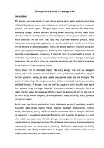 Эссе 'The importance of family in a teenager’s life', 1.